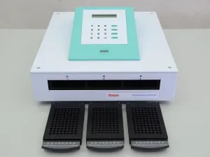 Thermo Scientific iEMS Orbital Shaker Incubator for Microtiter Plates, 5 of 7
