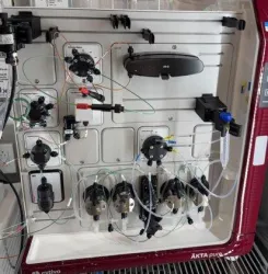 ÄKTA pure™ 25 M Modular Protein Purification Chromatography System, 3 of 3