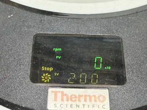 Thermo Scientific Magnetic Stirrer RT Touch-17 Laboratory Magnetic Stirrer (Qty 2), 3 of 4
