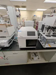 Agilent 708-DS Dissolution Apparatus System with Integrated 850-DS Automated Sampling Station, 41 of 46