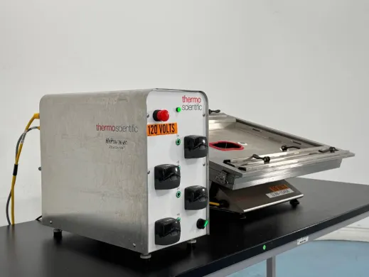 Thermo Scientific HyPerforma Rocker Wave-Style Bioreactor for Bioprocessing