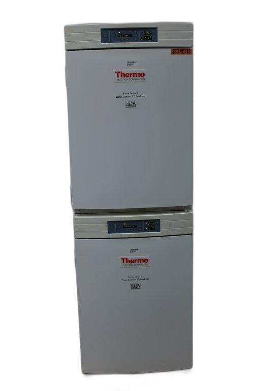 Thermo Forma Series II 3110 Water Jacketed CO2 Incubator with HEPA Filtration and TC Sensor