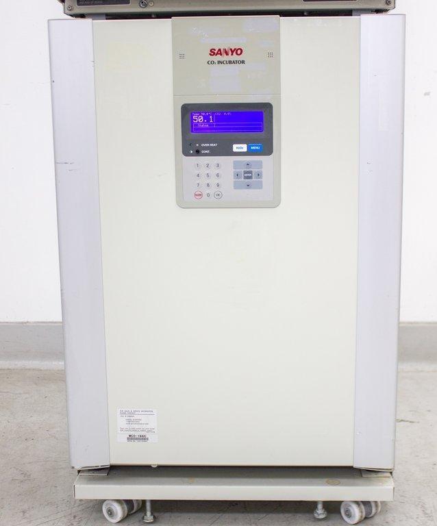 Sanyo MCO-19AIC CO2 Incubator 170L Direct Heat Microprocessor Control
