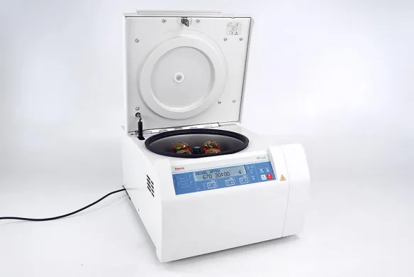 Thermo Scientific Megafuge 8R Refrigerated Benchtop Centrifuge with TX-150 Swing-Out Rotor