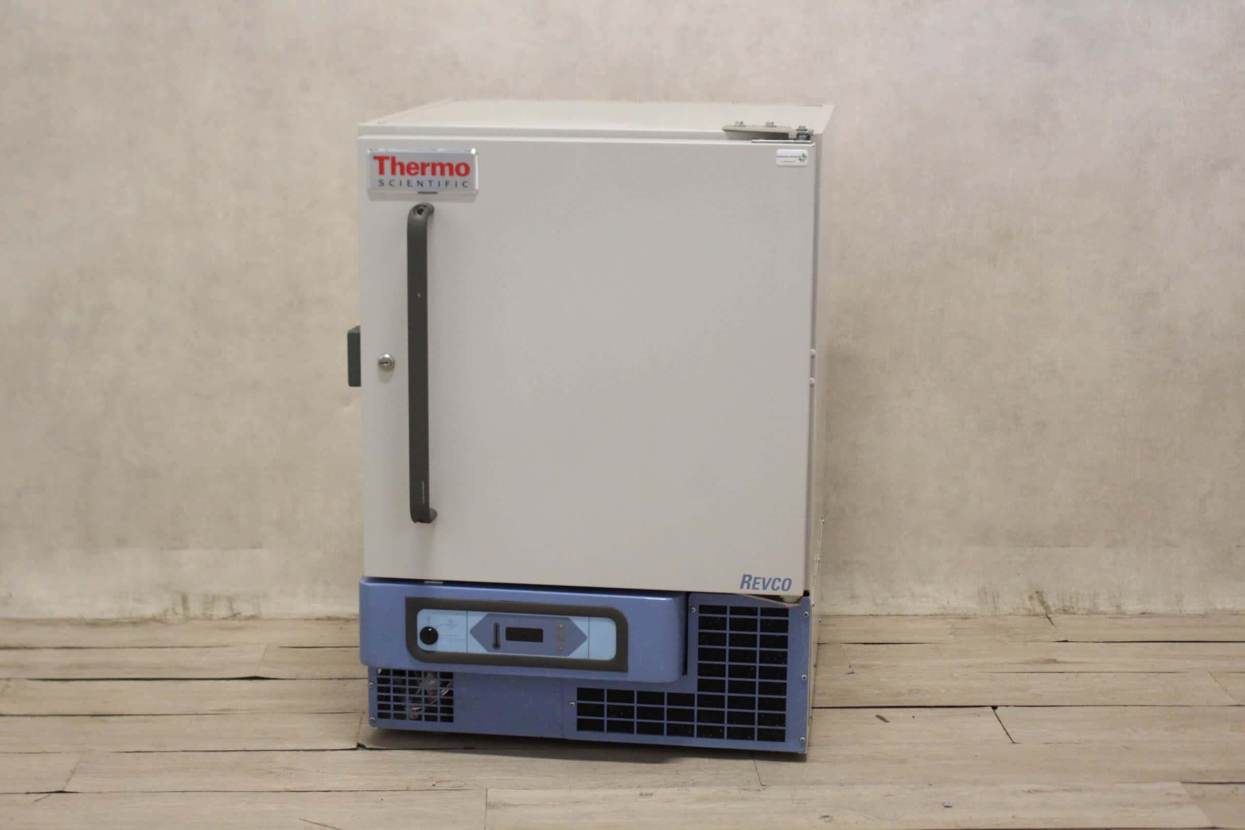 Thermo Revco REL404V Laboratory Refrigerator with 133L Capacity and 4°C Preset Temperature
