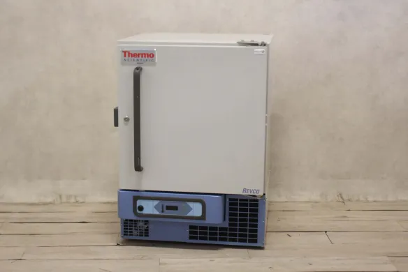 Thermo Revco REL404V Laboratory Refrigerator with 133L Capacity and 4°C Preset Temperature