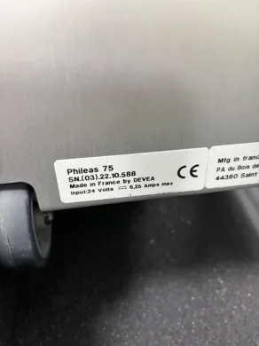 DEVEA Phileas 75 Benchtop Centrifuge with Digital Control Panel