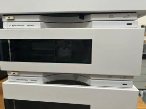 Agilent 1200 Series HPLC with VWD and RID Detectors, 3 of 8