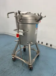 DCI Inc 100L Portable Stainless Steel Tank for Mobile Liquid Storage, 2 of 4