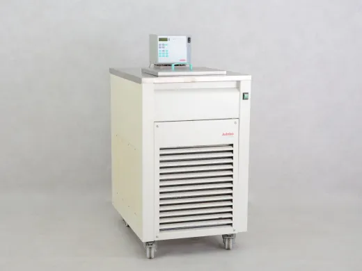 Julabo FP90 Circulation Cooler with RS232/RS485 Interface for Precise Temperature Control
