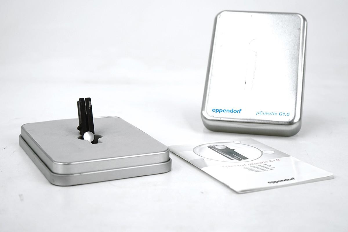 Eppendorf uCuvette G1.0 1 mm 6138 for NanoDrop Measurements