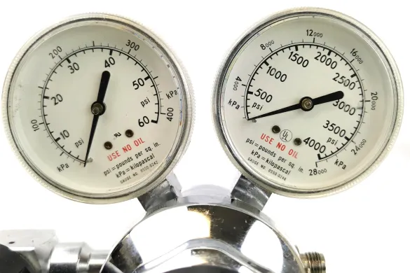 Liquid Air 2122381-350 Stainless-Steel Hydrogen Pressure Regulator (CGA 350)