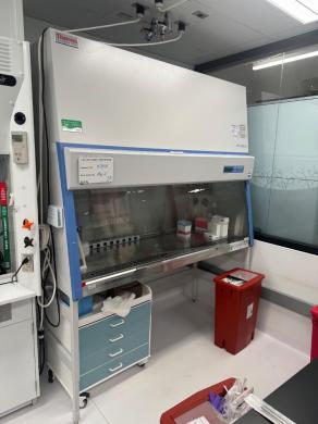 Thermo 1300 Series A2 6' Biosafety Cabinet-cover