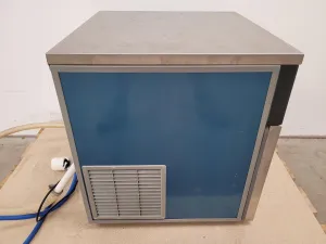 Whirlpool K10 Automatic Ice Maker Machine, 6 of 18