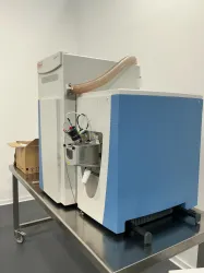 Thermo Fisher Scientific QEXACTIVE High-Resolution Orbitrap LC/MS System, 2 of 5