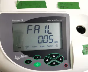 Biochrom Novaspec III Classic Visible Spectrophotometer (330 to 830 nm), 14 of 18