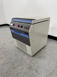 Beckman GS-6KR Refrigerated High-Speed Benchtop Centrifuge, 2 of 4