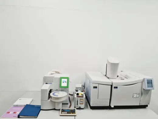PerkinElmer Clarus 600 GC-MS with Turbomatrix 650 Thermal Desorption System