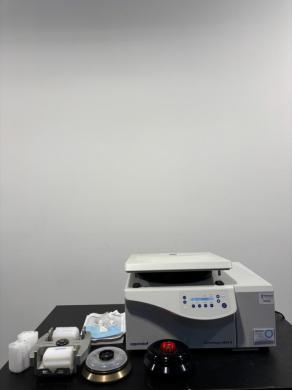 Eppendorf Centrifuge 5804R Refrigerated Benchtop Centrifuge-cover