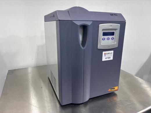 Parker 110H-MD Laboratory Hydrogen Gas Generator with Digital Control Panel-cover