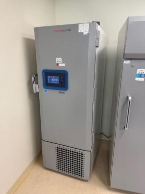 Thermo Fisher Scientific TSX40086AS -80°C Ultra Low Temperature Freezer with V-Drive Technology-cover