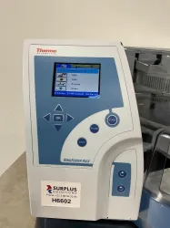 Thermo Scientific KingFisher Flex Automated Magnetic Particle Processor for 96-Well Plates, 3 of 4