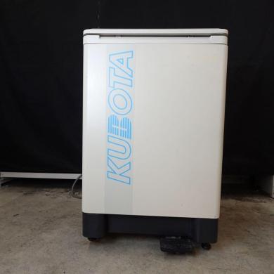 Kubota 5142 / 8800 High-Capacity Refrigerated Centrifuge-cover