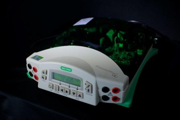 4736・BIO-RAD / 1645052 / Power PAC HC-cover