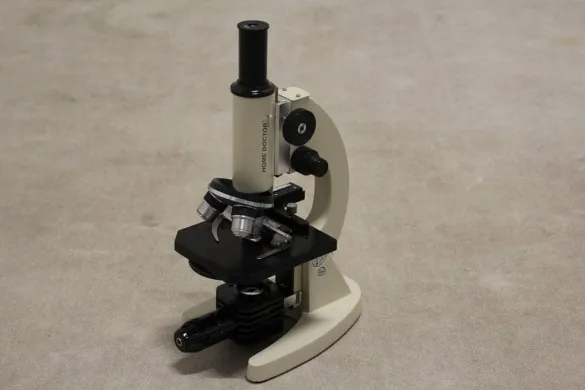 Home Doctor Prof Monocular Transmitted Light Microscope with Halogen Illumination