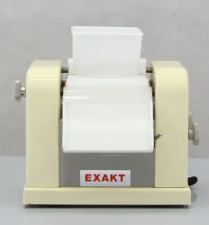 Exakt 50 Three-Roll Ointment Mill for Homogenizing Creams and Ointments, 4 of 4