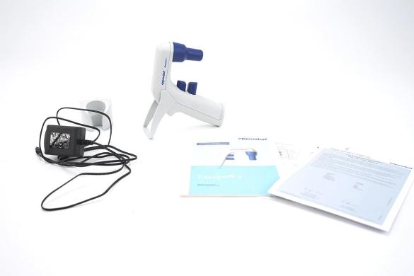 Eppendorf Easypet 3 Electronic Pipette Controller, 0.1–100 mL