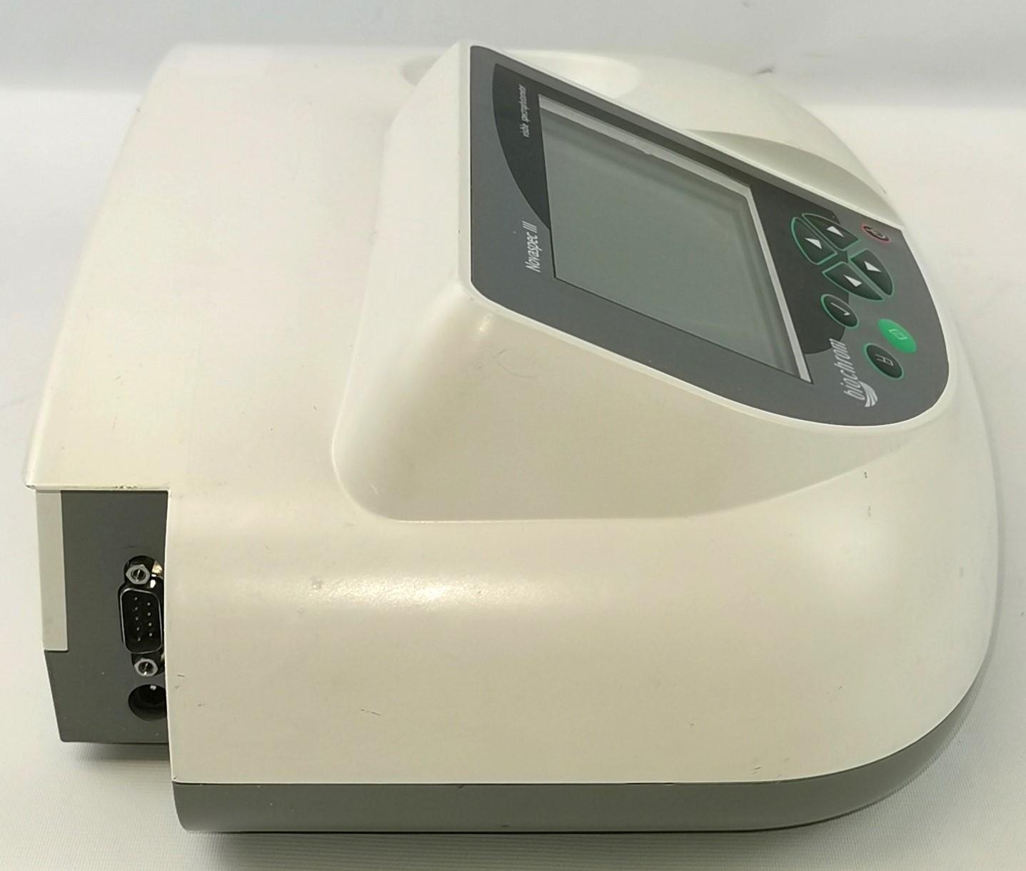 Biochrom Novaspec III Visible Spectrophotometer (330 to 830 nm)