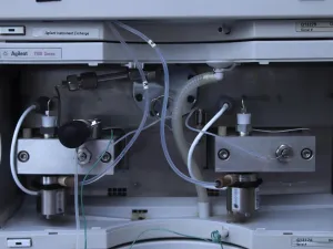 Agilent 1100 Series HPLC System with Degasser, DAD, Autosampler, Binary Pump, and Column Compartment, 18 of 20
