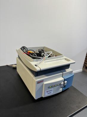 Thermo Fisher Accela 1250 High-Performance Liquid Chromatography Pump-cover