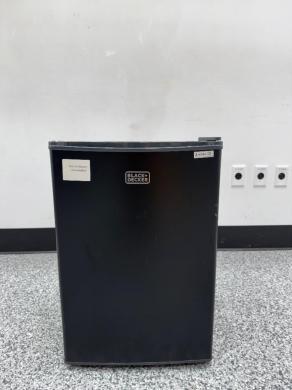 Black & Decker BCRK25 Undercounter Laboratory Refrigerator for Sample Storage-cover