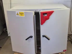 Binder Fed 400 Drying and Heating Chamber for Precise Thermal Control, 2 of 7