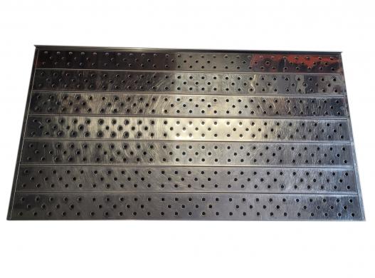 Perforated stainless steel shelves for MEMMERT type 800 incubator-cover