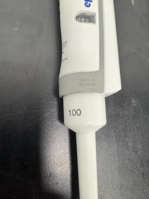 Eppendorf Research Plus Single Channel Micropipette for Precision Liquid Handling-cover