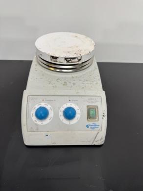 Chemglass Arex 3 Benchtop Heating Magnetic Stirrer with Integrated Hotplate-cover