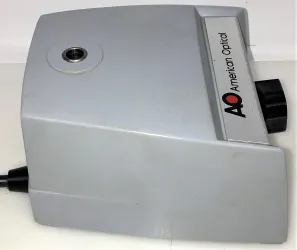 American Optical StarLite 365 Microscope Illuminator with Variable Transformer, 3 of 7