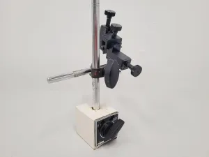Lot of 3 Narishige 3-axis Micromanipulators on Magnetic Stands M153, M152, 7 of 18