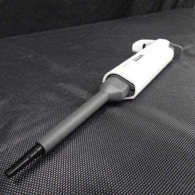 Sartorius Bio hit Pro line Adjustable Micropipette 10-100 µL (Model 720050)-cover