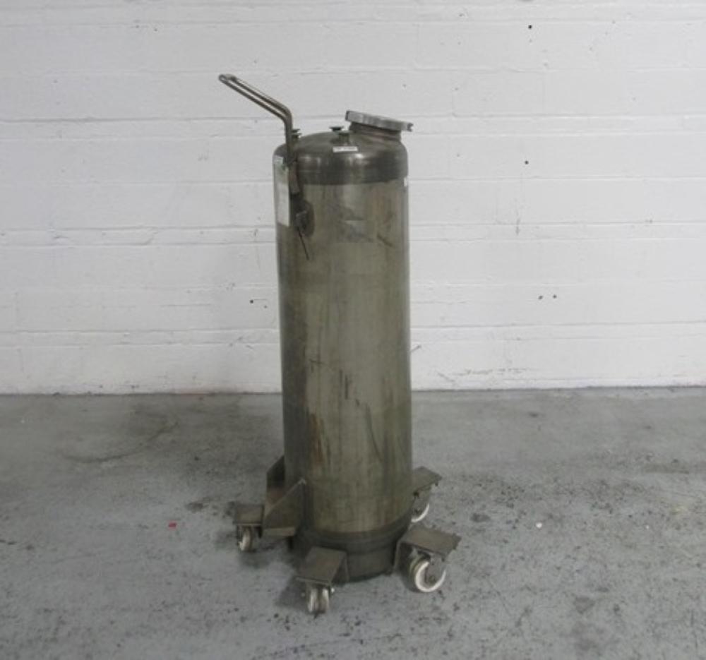 Northland 30 Gallon Stainless Steel Liquid Receiver for Laboratory and Bioprocessing Use