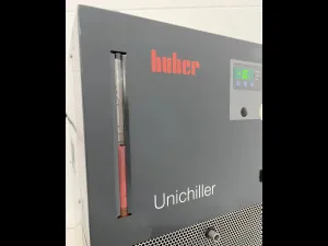 Huber 010-MPC UniChiller Benchtop Recirculating Temperature Control System, 5 of 10