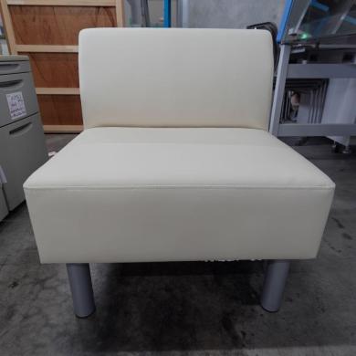 Sofa (White, with Backrest) W1200 × D400 × H680 mm by Asple Co., Ltd.-cover