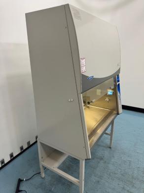 Labconco Logic + Purifier 4' Biosafety Cabinet-cover