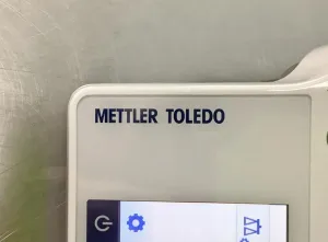 Mettler Toledo ME4002TE Precision Digital Analytical Balance with 4200g Capacity, 9 of 11