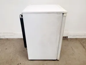 LEC U-U105 Upright Laboratory Freezer for Biomedical Sample Storage, 2 of 5