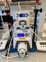 Repligen KrosFlo KR2i Tangential Flow Filtration System with Integrated Pump and Touchscreen Control, 2 of 4
