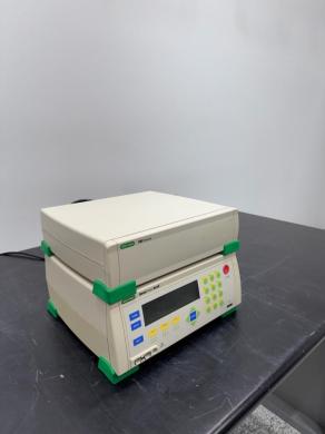 Bio-Rad Gene Pulser Xcell Electroporation System with CE Module for Cell Transfection-cover